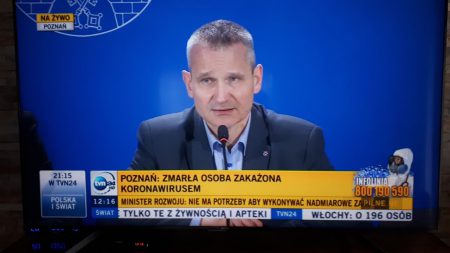 57-letnia Zarażona Koronowirusem ZMARŁA – 1 OFIARA ŚMIERTELNA WIRUSA W POLSCE. tvn24 1