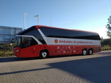 ambulans oddaj krew, zbiórka krwii, kórnik, kamionki, borówiec, rckik honorowy dawca krwii