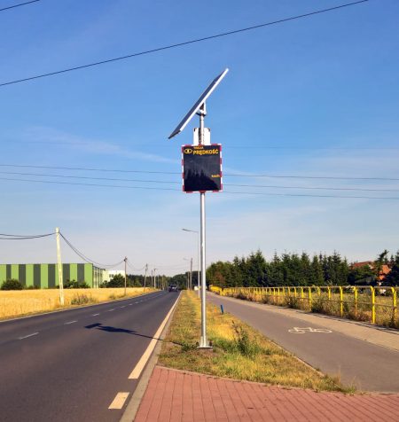 Opracowanie projektu stałej organizacji ruchu na ul. Mieczewskiej w Kamionkach wraz z zakupem i montażem interaktywnego znaku (radarowy wyświetlacz solarny). radarowy wyświetlacz