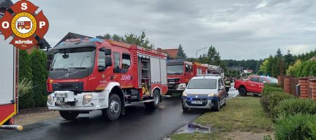 osp kórnik - borówiec pożar po uderzeniu pioruna gmina kornik