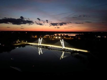 kładka kórnik, promenada w kórniku, spacer kórnik
