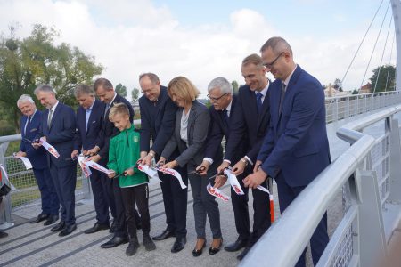 otwarcie-kladki-jezioro-kornickie-kornik-promenada-2