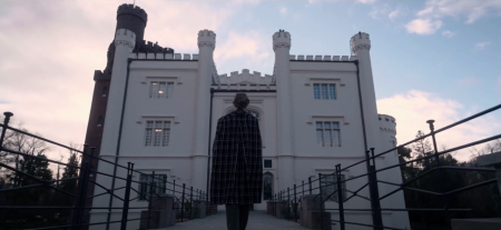 „Zamek pełen poezji” w wykonaniu Teatru Muzycznego w Poznaniu. zamek kornik