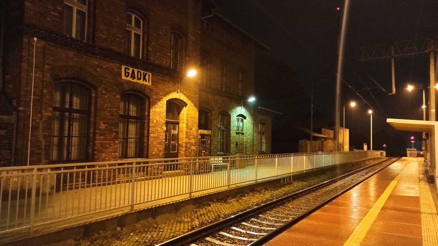 pociąg pkp stacja gądki potrącenie wypadek śmiertelny