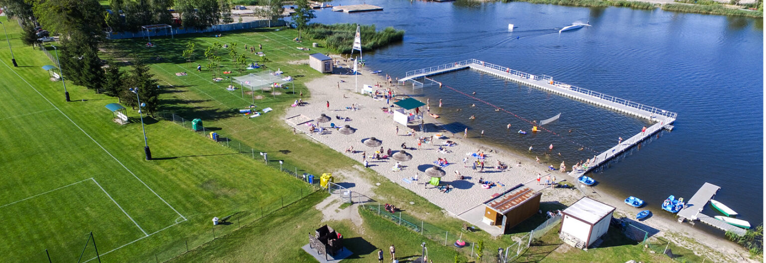 Kórnik Błonie: mężczyzna miał onanizować się w wodzie. plaża błonie nieobyczajny wybryk