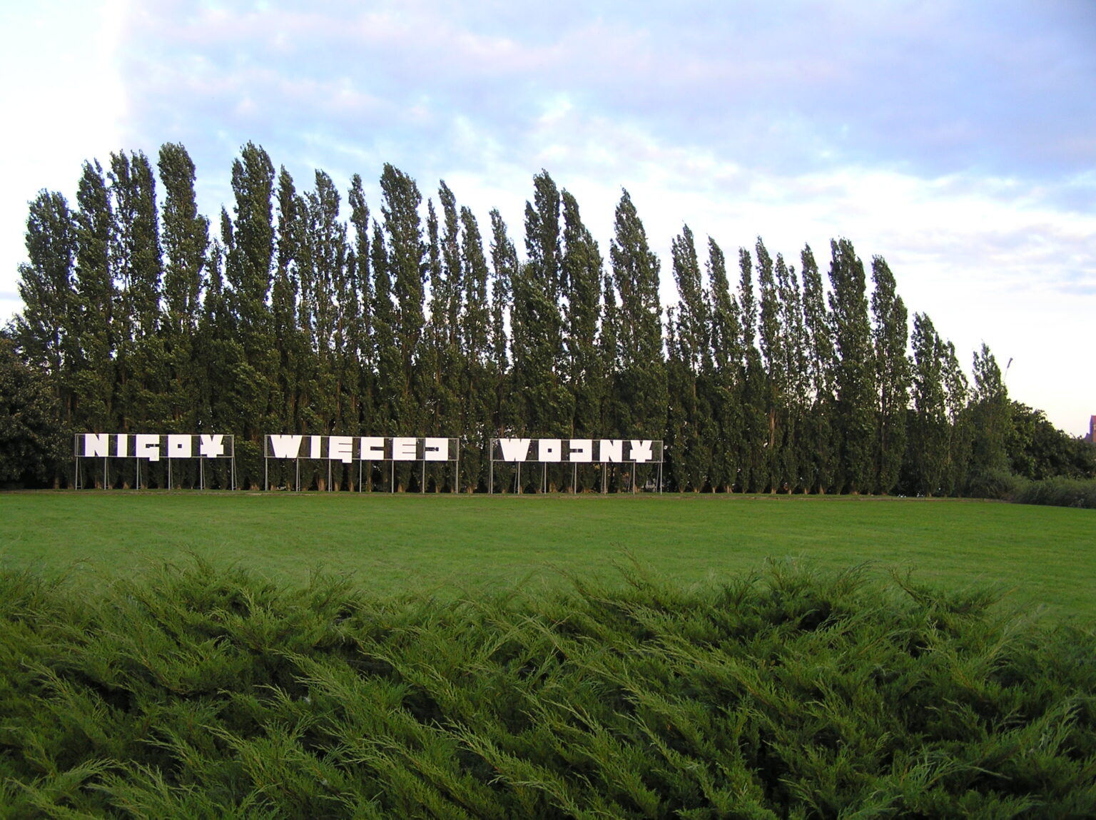 DZISIEJSZA ROCZNICA 1 WRZEŚNIA 1939 ROKU: 84 LATA OD WYBUCHU II WOJNY ŚWIATOWEJ Westerplatte Nigdy Wiecej Wojny