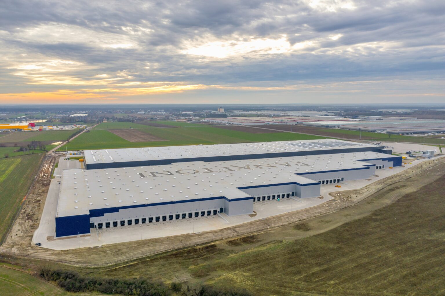 harden robakowo hale magazynowe panattoni pod poznaniem