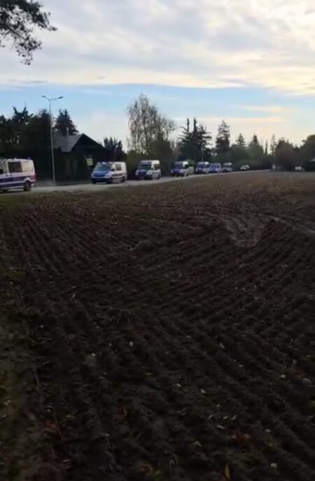 Screenshot 2025 10 21 12 07 46 029 com.android.chrome