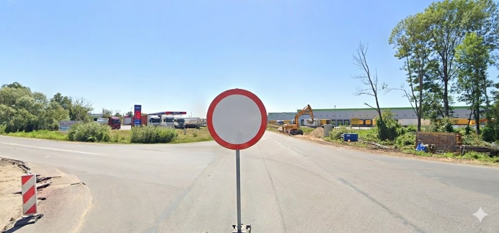 ulica telewizyjna koninko zakaz ruchu w obu kierunkach