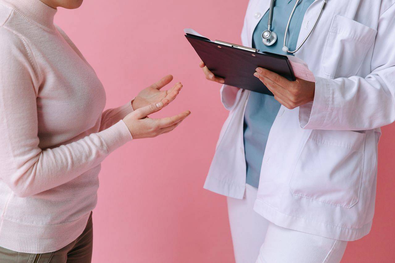 Jak wygląda opieka nad pacjentem podczas badania klinicznego? pexels thirdman 7659869 wp