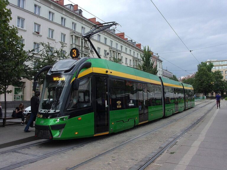 moderus gamma lf 03 ac bd 938 tram line 3 poznan 2021 wp